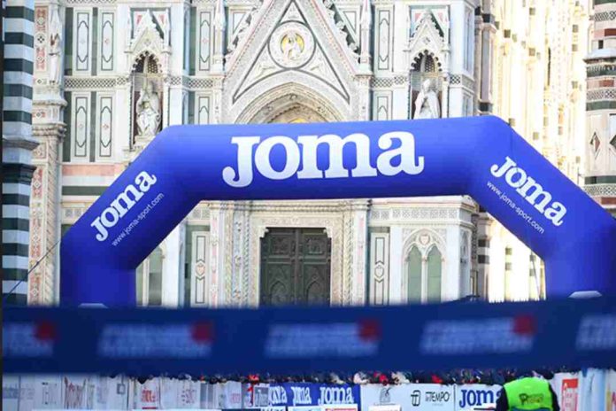 Marca deportiva española JOMA aterriza en Chile de la mano de Sparta con productos técnicos de alto rendimiento a precios competitivos