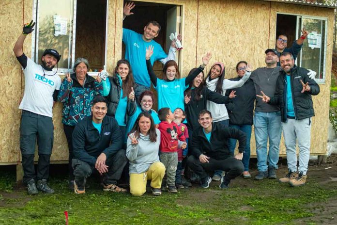 Voluntariado corporativo otorga ayuda concreta a familias en situación de vulnerabilidad BD