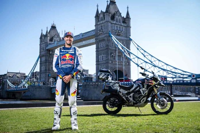 Vuelta al mundo en moto: Triumph y Sam Sunderland van por el récord vigente desde 2002