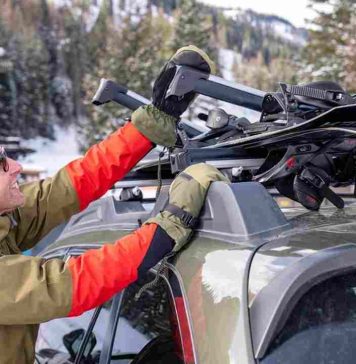 ¿Vas a la nieve? Así debes llevar los esquís en el auto para no arriesgar multas ni accidentes