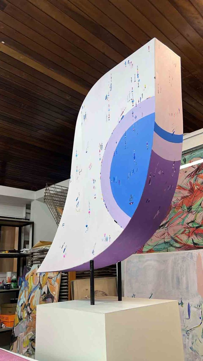 Art Santiago exhibirá icónicos acentos de NESCAFÉ intervenidos por artistas nacionales 