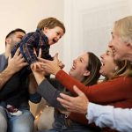 Cómo celebrar el Día del Niño con menos pantallas y más conexión familiar