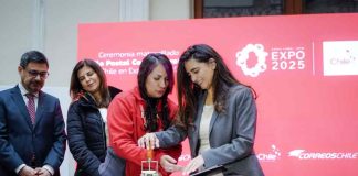 CorreosChile y ProChile celebran la participación en Expo Osaka 2025 con una Emisión Postal de colección
