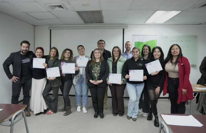 Emprendedoras de turismo de la Región Metropolitana se capacitaron en Inteligencia Artificial