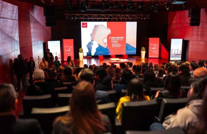 Encuentro Imagen de Chile convocó a más de 400 personas para reflexionar sobre la construcción de la marca país