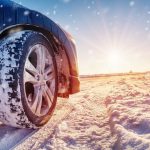 Expertos entregan consejos para manejar con seguridad cuando cae nieve