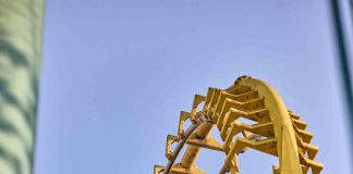 Fantasilandia celebra el Día Internacional de la Montaña Rusa