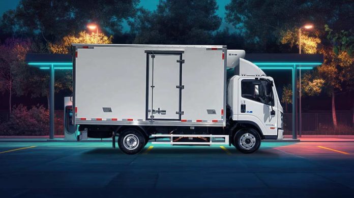 Hyundai Camiones & Buses impulsa la logística de última milla sustentable con su camión 100% eléctrico Zedo 300EV