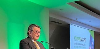 Seminario MIRE 2025 | Presidente de la Cámara Minera de Chile sobre el desarrollo  de la industria: "La vida está primero"
