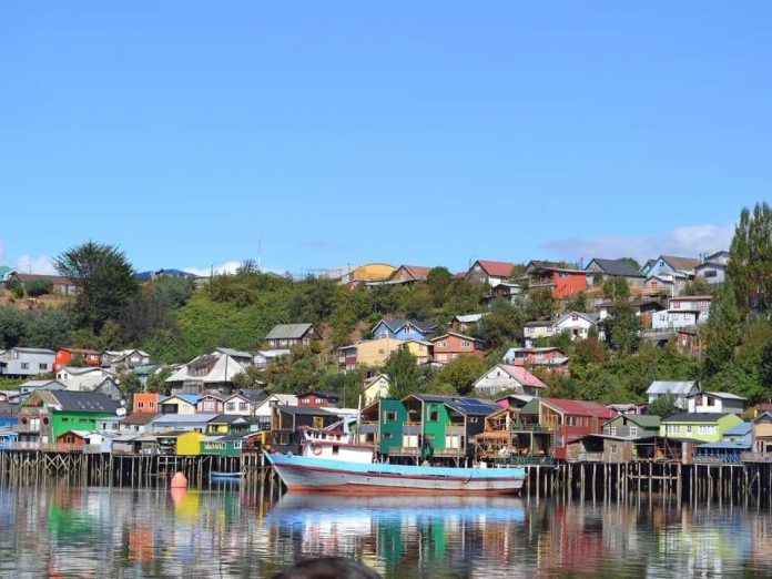 Abriendo el turismo en Chile: Más de la mitad de las reservas a través de la plataforma Airbnb correspondió a destinos rurales en 2024