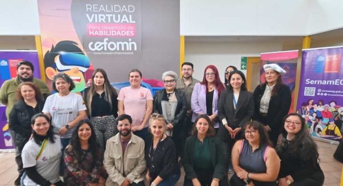 Crean comunidad de WhatsApp para mujeres vinculadas con el emprendimiento y trabajo dependiente