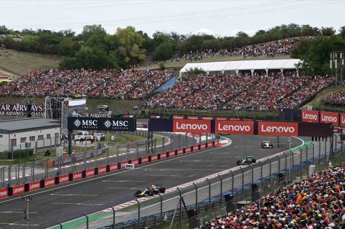 El mundo corre, la F1 se centraliza: Biggin Hill su cerebro operativo
