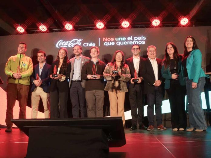 Entregan reconocimiento “Nos une el país que queremos” a 30 iniciativas que generan impacto local