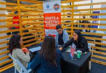 Feria Laboral "Punto Empleo Mujeres" en Lo Barnechea ofrece más de 500 vacantes para impulsar la autonomía económica femenina