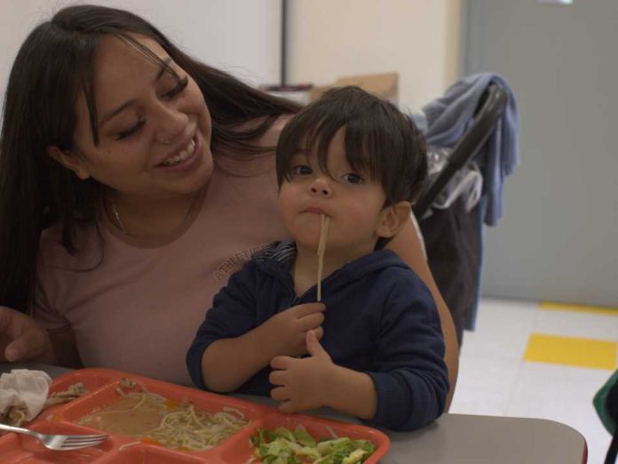 Ford Chile y su red de concesionarios promueven campaña mundial de Ford Philanthropy con programa de recaudación de alimentos