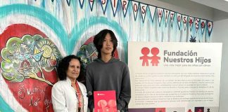 Fundación Nuestros Hijos, se concretó la entrega de una donación de USD 30 mil realizada por Ethan Guo, destinada a financiar programas de rehabilitación oncológica infantil
