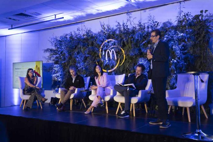 Más de 1.500 paneles solares abastecen a McDonald’s en Chile con energía limpia