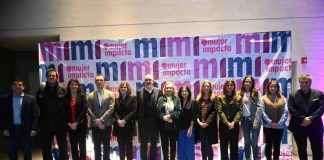 Mujer Impacta premió a 10 emprendedoras sociales que están transformando sus comunidades en todo Chile