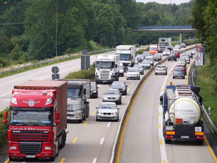 Recomendaciones para Fiestas Patrias: tecnología para prevenir accidentes en carretera y salvar vidas