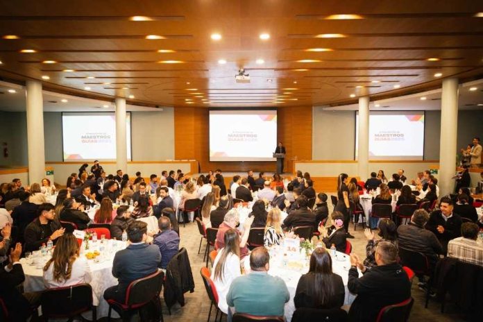 Mundo empresarial llama a fortalecer alianzas para ampliar la formación técnico-profesional dual Mundo empresarial llama a fortalecer alianzas para ampliar la formación técnico-profesional dual