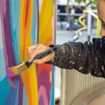 Alessia Innocenti Serrano gana el concurso “Mural a Cielo Abierto Lo Barnechea 2025”