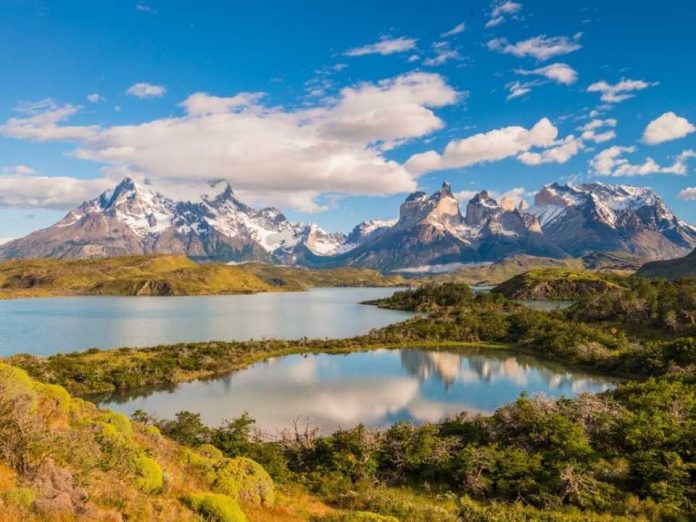 Cyber Monday llega con descuentos de hasta 65% para asegurar las vacaciones de verano y la primavera europea 2026