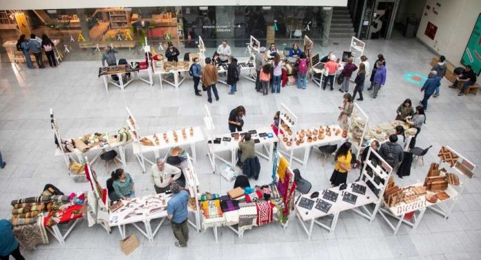 Feria Secretos de La Araucanía anuncia su sexta versión con treinta artesanas y artesanos en el Centro Cultural La Moneda