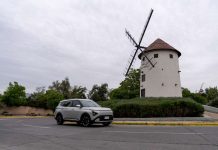 Kia presenta el facelift de Carens: el SUV familiar que evoluciona con las familias chilenas Kia presenta el facelift de Carens: el SUV familiar que evoluciona con las familias chilenas