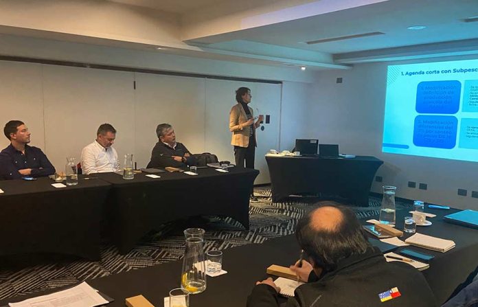 En Magallanes presentan “Manejo Integrado de Plagas” y oportunidades de colaboración entre la academia e industria Salmonicultora
