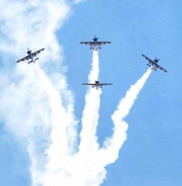 El Aeródromo Eulogio Sánchez/Tobalaba junto a la Municipalidad de La Reina organizaron uno de los festivales aéreos más grandes de Santiago