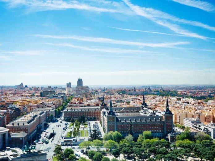 Black Friday 2025 llega con grandes ofertas para viajar en 2026 