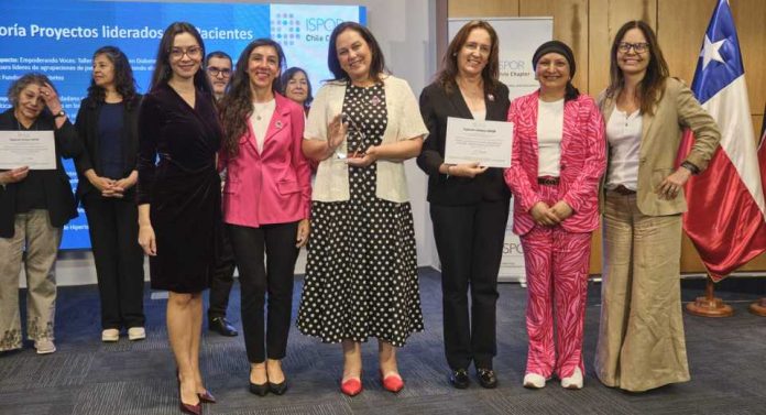 Fundación Mujeres por Un Lazo Recibe Doble Reconocimiento en Ranking ISPOR 2025 Fundación Mujeres por Un Lazo Recibe Doble Reconocimiento en Ranking ISPOR 2025