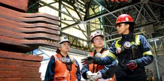 Más mujeres eligen carreras STEM instituciones adherentes a Compromiso Minero impulsan la equidad y la innovación