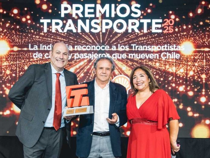 Turbus obtiene destacado galardón en los Premios Transporte 2025