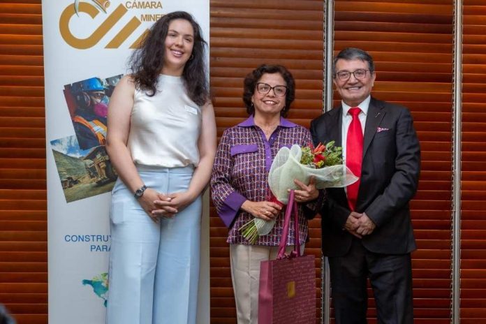 En Cena 2025 de la Cámara Minera de Chile: Destacaron trabajo colaborativo para el desarrollo de la minería y comunidades