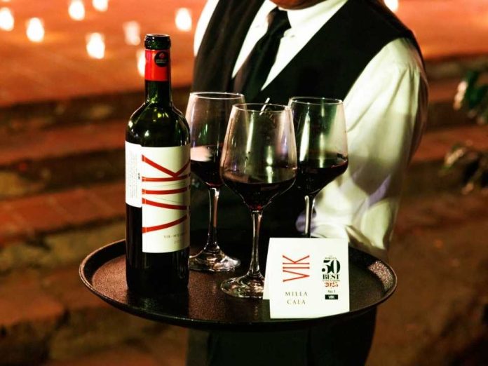 Chile suma y sigue en los Latin America’s 50 Best noche histórica y brindis con vino VIK, la mejor viña del mundo Chile suma y sigue en los Latin America’s 50 Best: noche histórica y brindis con vino VIK, la mejor viña del mundo