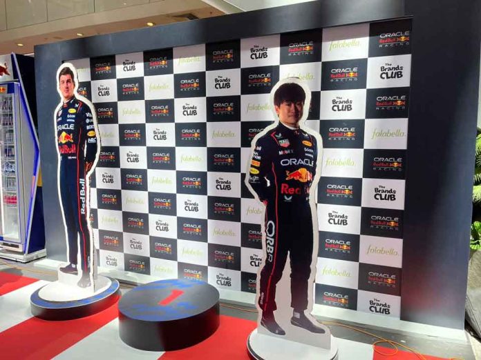 Falabella exhibirá el auto oficial de Oracle RedBull Racing Falabella exhibirá el auto oficial de Oracle RedBull Racing