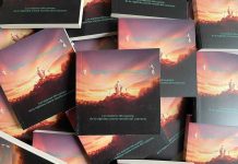 Santiago en 100 Palabras inicia la celebración de sus 25 años con una cápsula del tiempo en Plaza de Armas Santiago en 100 Palabras inicia la celebración de sus 25 años con una cápsula del tiempo en Plaza de Armas