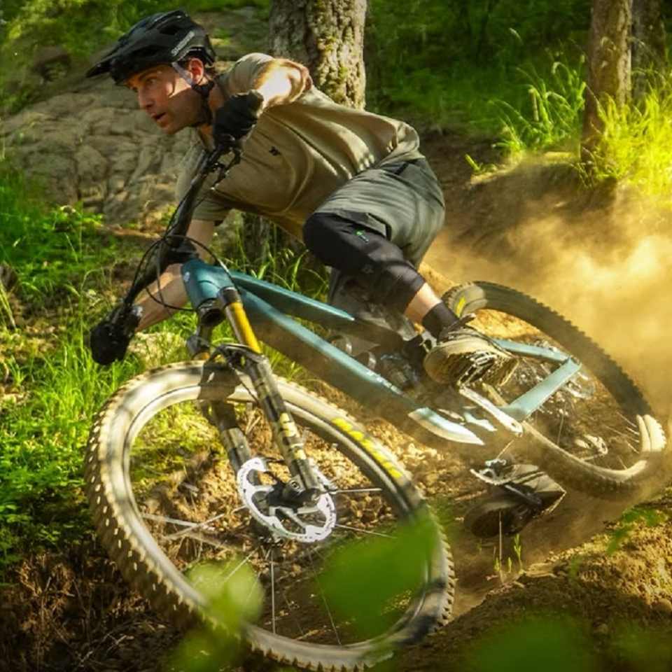 Social Ride MTB y promociones especiales de Navidad marcaron el encuentro de Trek, Sparta, Garmin y Kinegun en Mall Sport Social Ride MTB y promociones especiales de Navidad marcaron el encuentro de Trek, Sparta, Garmin y Kinegun en Mall Sport