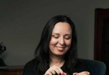 Escuchando radio: Taller de escritura autobiográfica desde la relación personal con la música