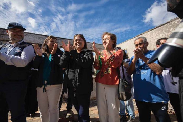 Walmart Chile y Desafío Levantemos Chile impulsan reconstrucción de dos sedes sociales y un jardín infantil en Biobío tras incendios forestales Walmart Chile y Desafío Levantemos Chile impulsan reconstrucción de dos sedes sociales y un jardín infantil en Biobío tras incendios forestales