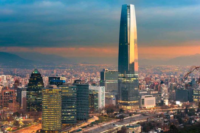 Cencosud y Cenco Malls se suman a La Hora del Planeta 2026 y refuerza su compromiso con el cuidado del entorno en Latinoamérica Cencosud y Cenco Malls se suman a La Hora del Planeta 2026 y refuerza su compromiso con el cuidado del entorno en Latinoamérica