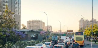 Fin de semana largo Consejos para una conducción automovilística segura en carretera