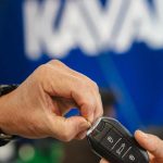 Los 7 autos seminuevos que rinden más por litro y cuestan menos de $10 millones