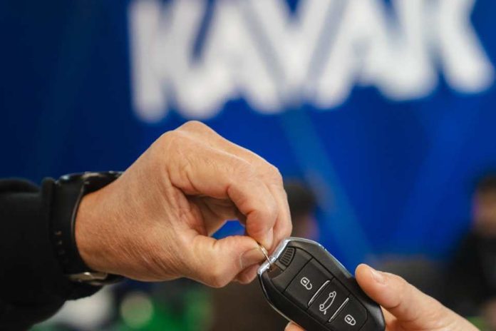 Los 7 autos seminuevos que rinden más por litro y cuestan menos de $10 millones