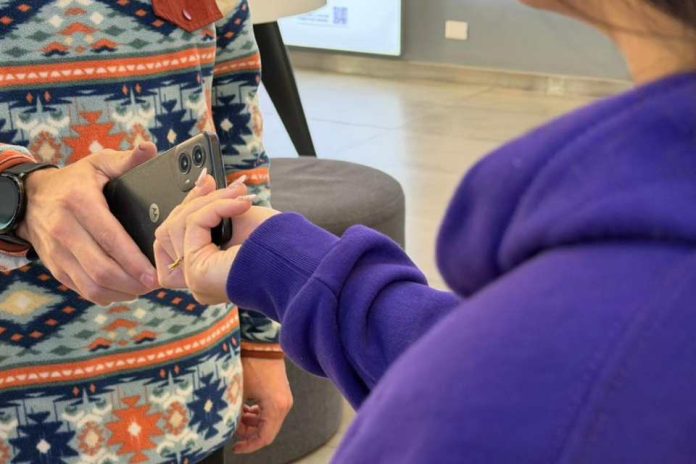 WOM habilita puntos de reciclaje electrónico en todas sus sucursales del país