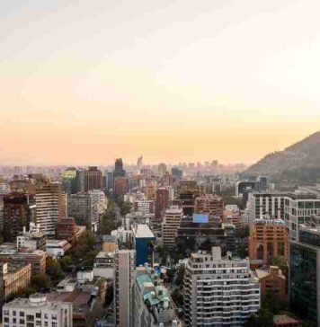 ¿Quiénes están visitando Santiago? Chile y EE.UU. ganan terreno mientras Argentina y Colombia retroceden ¿Quiénes están visitando Santiago? Chile y EE.UU. ganan terreno mientras Argentina y Colombia retroceden