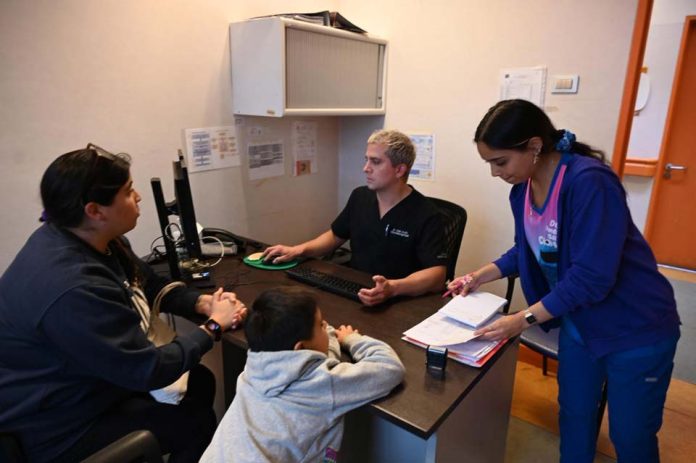 FUERZA AÉREA DE CHILE REALIZÓ MÁS DE 6.600 ATENCIONES MÉDICAS-DENTALES EN RAPA NUI