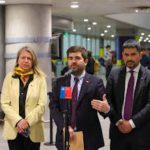 Gobierno y Aeropuerto Santiago de Chile y lanzan campaña contra el transporte informal ante flujo de 430 mil pasajeros por fin de semana largo Gobierno y Aeropuerto Santiago de Chile y lanzan campaña contra el transporte informal ante flujo de 430 mil pasajeros por fin de semana largo