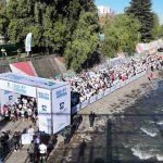 Más de mil personas vibraron en el Río Mapocho en masiva corrida ciudadana que rememoró los 16 años del saneamiento del histórico cauce